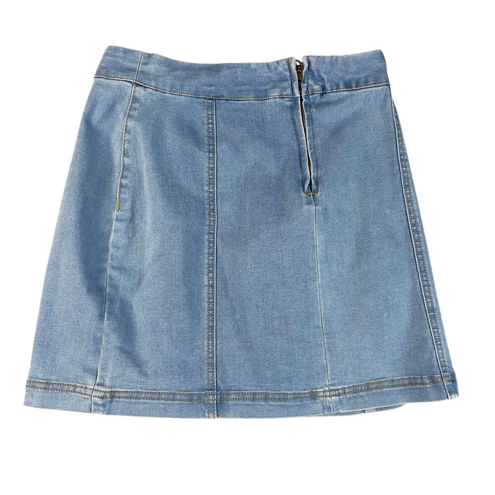 Forever 21 Mini Skirt Blue Jean WMNS M Light Wash Denim A-Line Back Zip Stretch - Picture 2 of 7